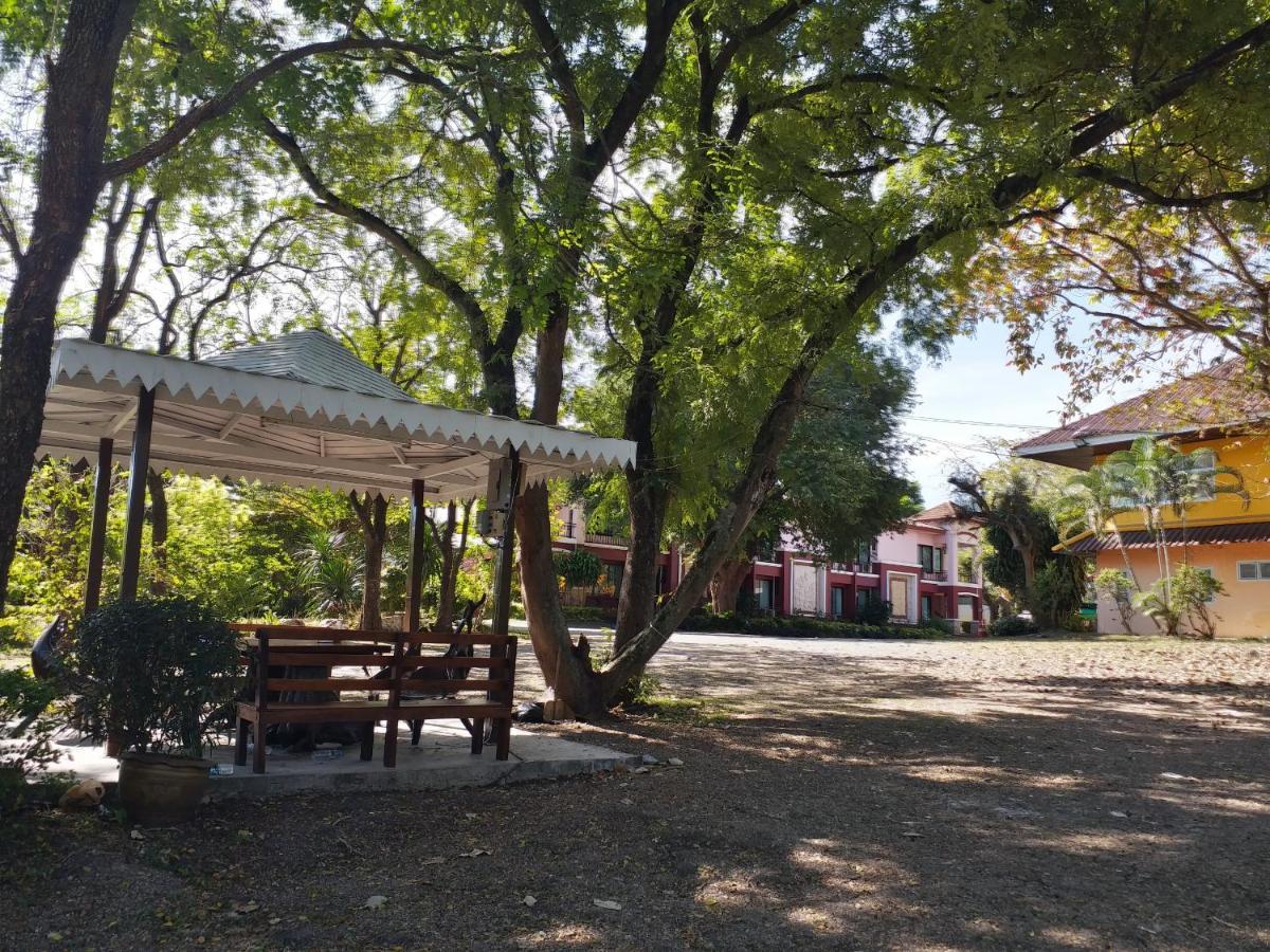Sand Paisan Resort Пакчонг Экстерьер фото