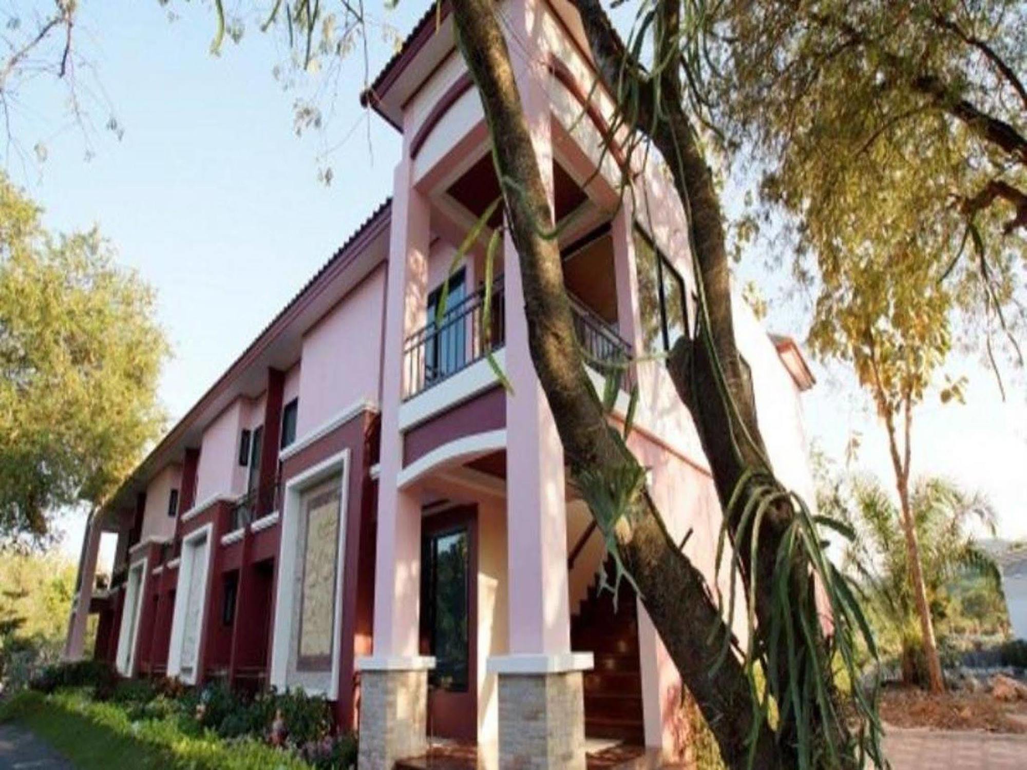 Sand Paisan Resort Пакчонг Экстерьер фото
